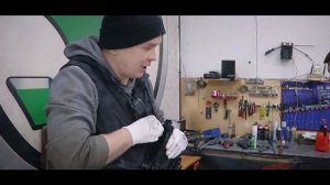 ЧИСТКА ДАТЧИКА МАССОВОГО РАСХОДА ВОЗДУХА.НУЖНА ЗАМЕНА ТРУБКИ И КЛАПАНА.Mercedes GL350.Серпухов