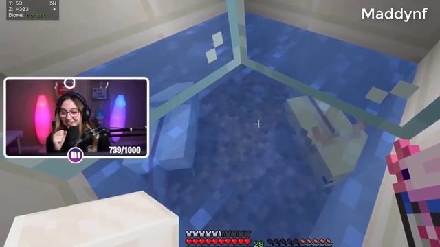 Gamers Reaction to finding a Rare Blue Axolotl in Minecraft смотреть онлайн