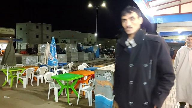 Прогулка по городу Тан-Тан Пляж. 100 км до Западной Сахары смотреть онлайн