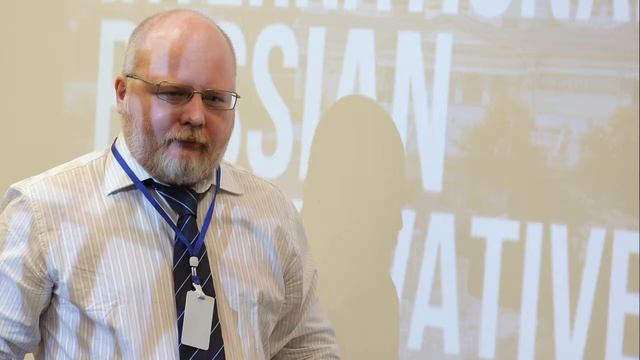 С ЧЕМ РАБОТАЕТ ФИЛОСОФИЯ смотреть онлайн