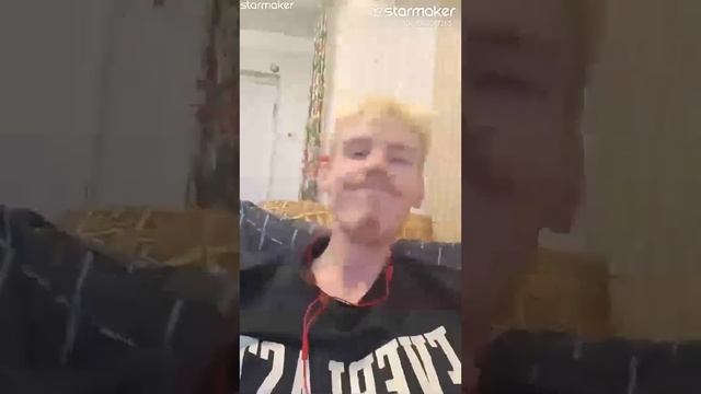 ЭЙДЖИ - Мой друг лучше всех играет блюз смотреть онлайн