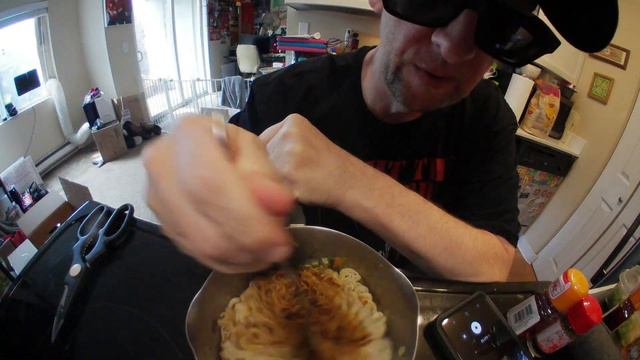 Doll Fried Noodle Chili Sauce Flavour - Instant Noodle Recipe Time - EP 673 смотреть онлайн