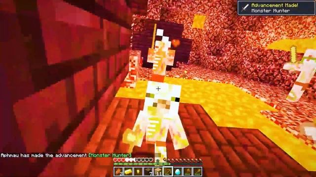 10 FRIENDS on ONE MINI EARTH In Minecraft! смотреть онлайн