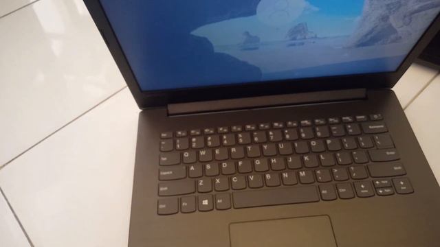 Laptop Lenovo Ideapad 330 AMD E2 смотреть онлайн