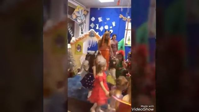 Новогодний утренник Мишуткины сказки Радищева, 61 младшая группа 2 смотреть онлайн