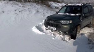 На ниве Тревел по сугробам #дагестан #нива #travel #niva #niva #offroad #махачкала #тревел #туризм