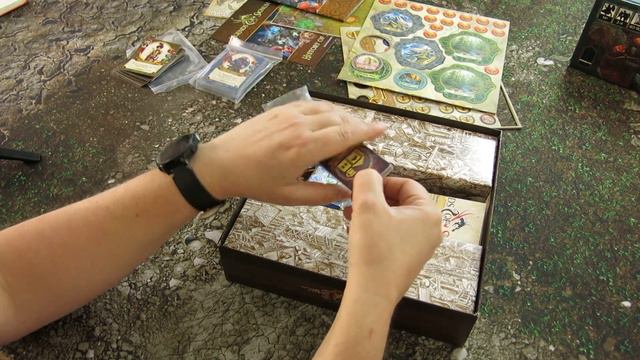 Legends of Signum: Battle for Vallor unboxing смотреть онлайн