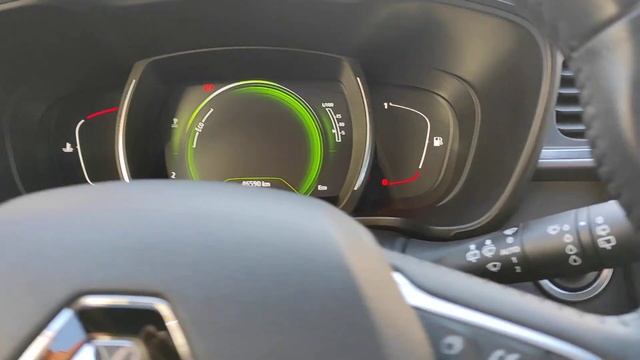 Renault Kadjar 1.6DCi 2016 96kW смотреть онлайн