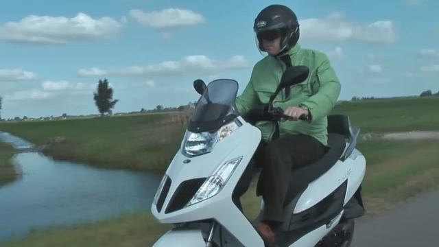 steftiaan on his kymco new dink_high definition_panasonic hdc tm300 смотреть онлайн