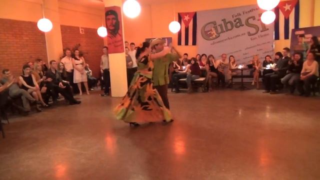 День Рождения Chilli Dance Studio 2014 шоу номер от Рэйнальдо Пауэля и Юлии Ганночко смотреть онлайн