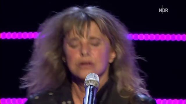 Suzi Quatro 2012 If You Can´t Give Me Love & She´s In Love With You.Hamburg 3th Sept.