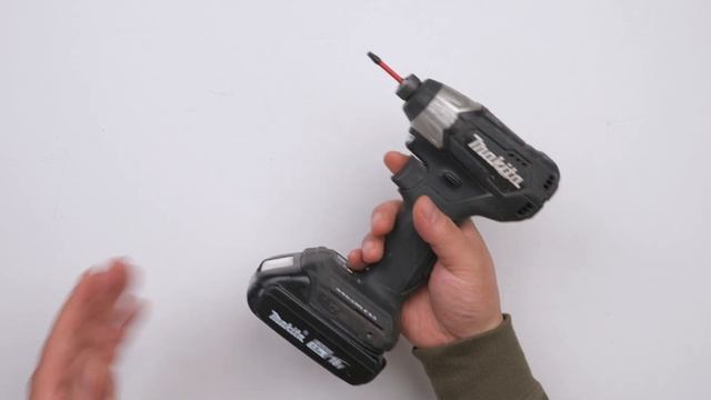 Makita Sub-Compact Impact Driver Review смотреть онлайн