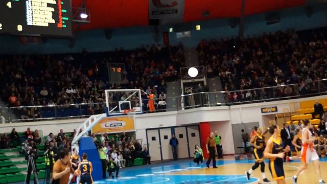 Анна Петракова забивает 100 очко Вологде. смотреть онлайн