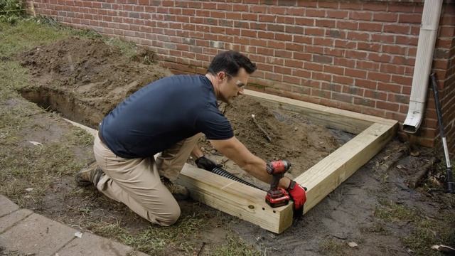 How to Build a Terraced Garden Bed on a Slope смотреть онлайн