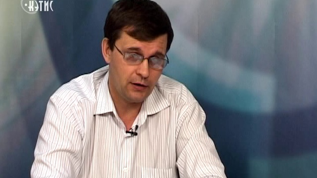 Виктор Шохрин: "Футболом должны заниматься профессионалы"