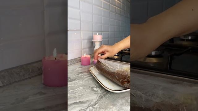 Подробный рецепт шоколадной колбасы можете найти у @raisa.blog ☺️