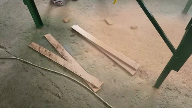 Paytamshakman hastoc. деревообрабатывающий многопильный раскроечный станок, отрезной по дереву смотреть онлайн