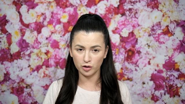 VALENTINO BEAUTY: ТОНАЛЬНЫЙ КРЕМ, РУМЯНА, ПОМАДА, ТЕНИ | СВОТЧИ, ДЮПЫ, МАКИЯЖИ| смотреть онлайн