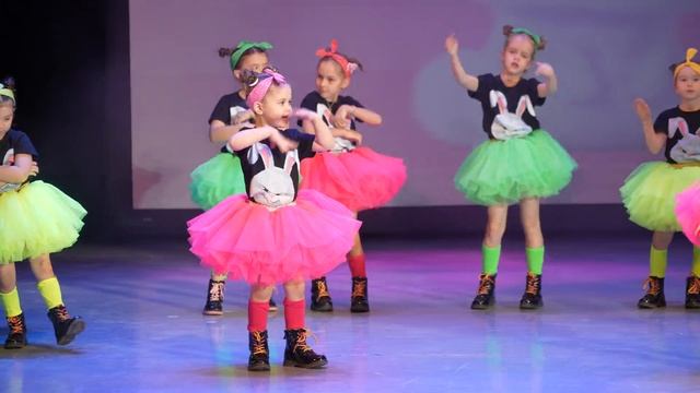 Dance mix 5 7, Коммунарка, тренер Луиза Степанова смотреть онлайн