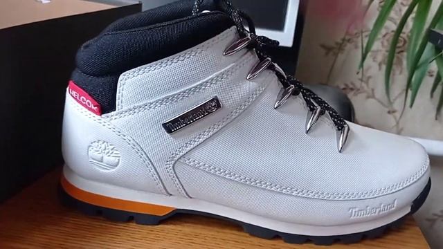 Мужские ботинкиTimberland Euro sprint MID HIKER WHITE HELKOR смотреть онлайн