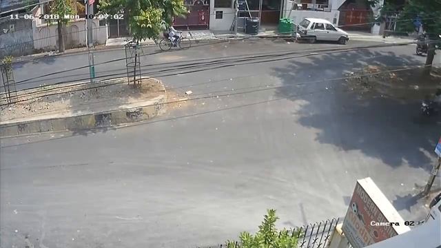 Mysterious Road - Mindless people on the road. !!! Incidents !!! CCTV Captured. смотреть онлайн