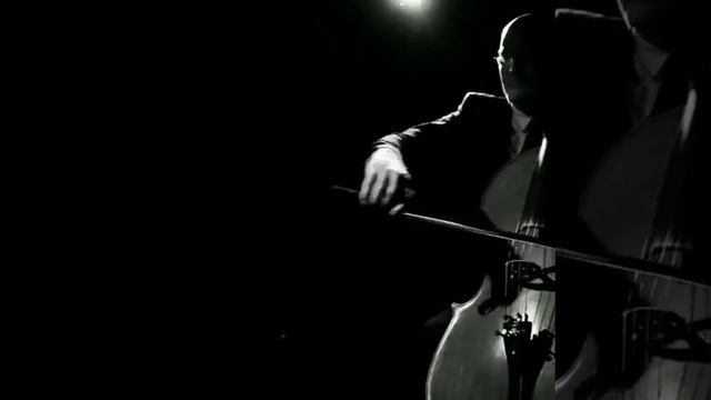 Rachmaninoff on the Fly 1 min snippet смотреть онлайн