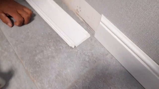 Как установить дюрополимерный плинтус самому. смотреть онлайн