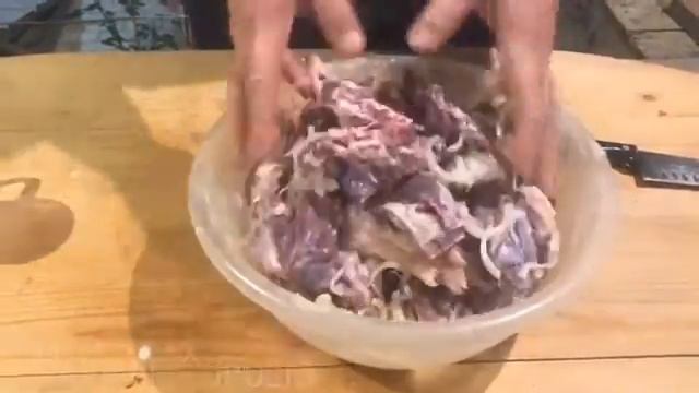 ШАШЛЫК ИЗ БАРАНИНЫ!КАВКАЗСКИЙ РЕЦЕПТ!САМЫЙ ВКУСНЫЙ МАРИНАД! смотреть онлайн