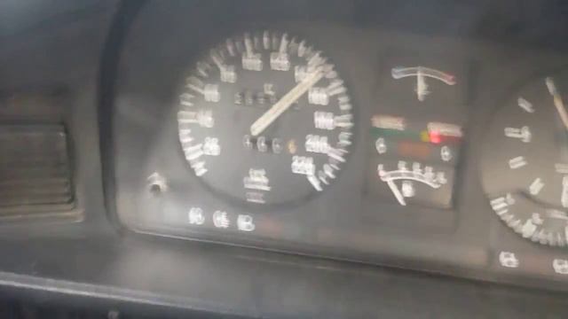 BMW (E28) 83г.в 2.0 м20б20 часть 2, разгон с с 0 д.mp4 смотреть онлайн