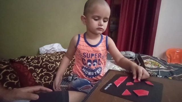 Playing Puzzle Game (PLAY PANDA Brain Booster Type 1 (Junior) - 56 Puzzles) смотреть онлайн