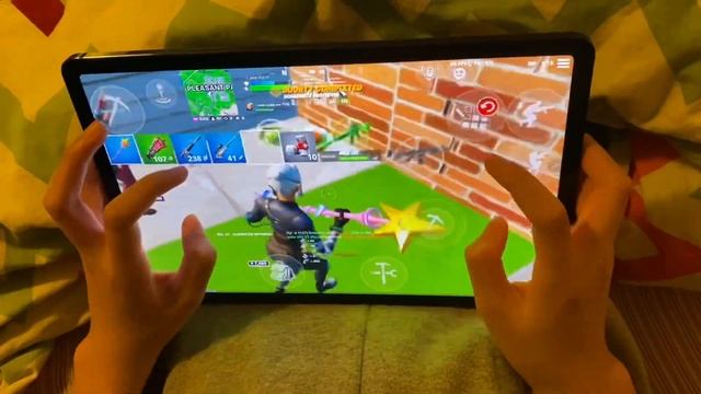Fortnite Handcam Arena Champions Highlights #4 (Best Fortnite Samsung Tab S7 Player) смотреть онлайн