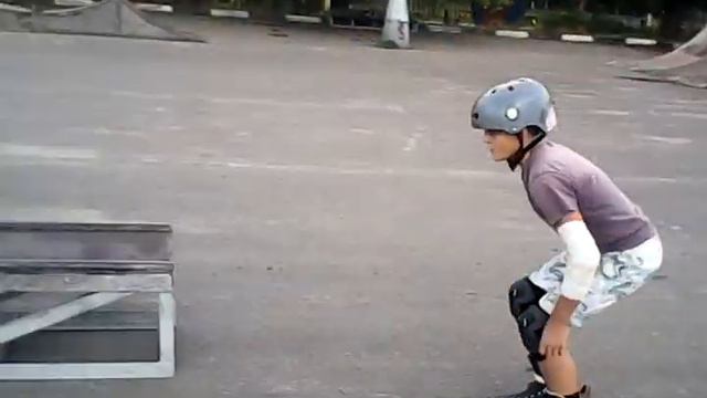 Роллики [Скольжение №3] / Rollers [ Slip №3] смотреть онлайн