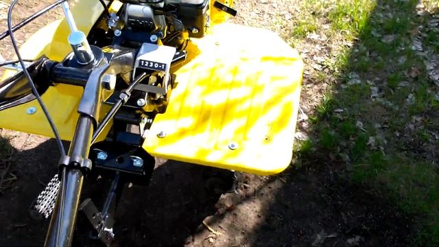 Мотоблок бензиновый Champion ВC8724 - запуск двигателя, движение вперед и назад на колесах смотреть онлайн