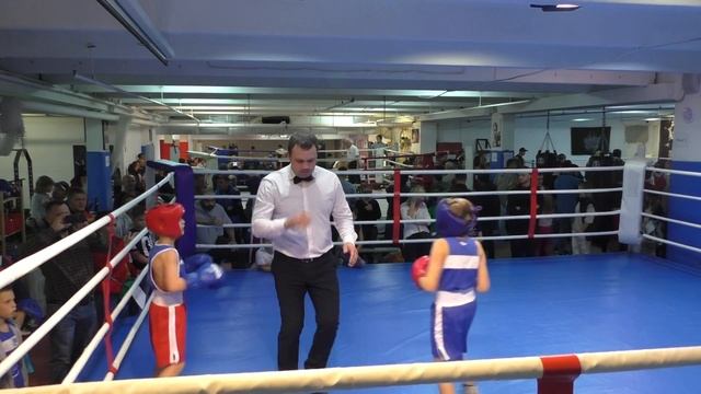 3 Илкин Арсений Калинин Team Boxing vs Фаткуллин Ратмир Богатырь смотреть онлайн