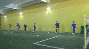 Тренировка по футболу 8 лет