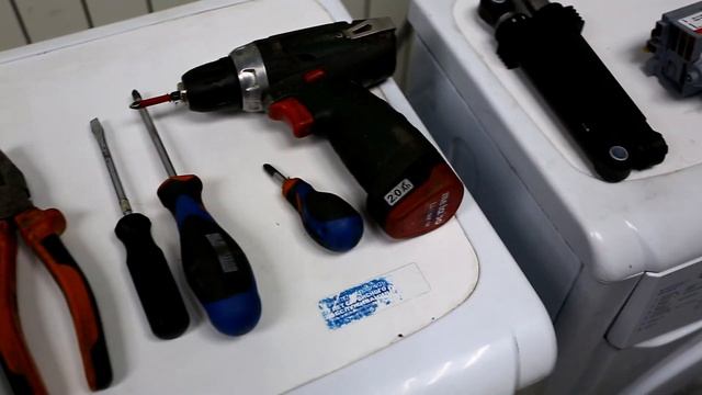 Стиральная машина не набирает воду, в чем причина? смотреть онлайн