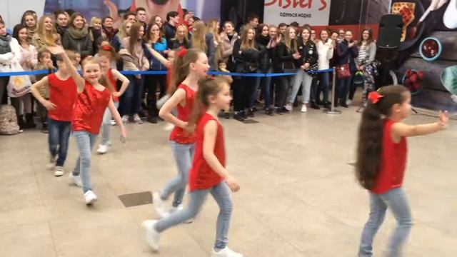 Открытый танцпол 2017 смотреть онлайн
