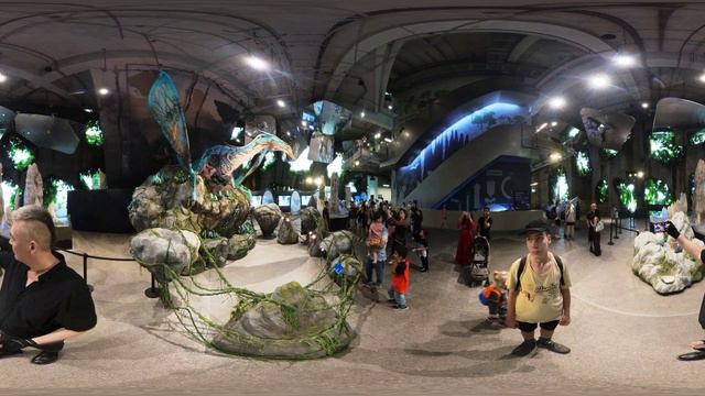 Cloud forest + Avatar part 2, Gardens by the Bay Singapore. Увидели дракона. VR 360° Сингапур. смотреть онлайн