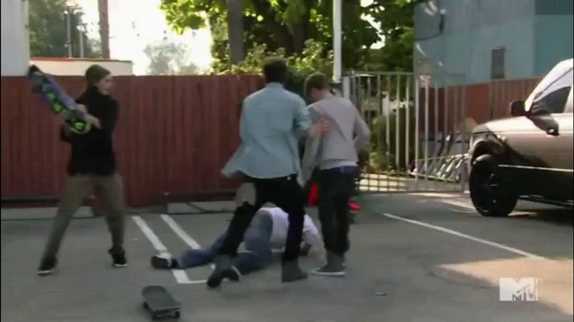 Майли Сайрус на шоу "Подстава" с Джастином Бибером смотреть онлайн