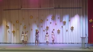 Отдавая тепло нам , открывали сердца свои . Песня на выпускной.