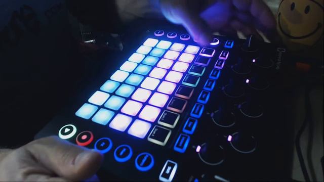1st day of Winter Novation Circuit Jam смотреть онлайн
