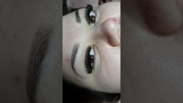 Эффект Голливуд объемное наращивание ресниц смотреть онлайн