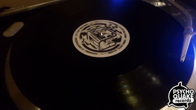 Teknambul Vs Rhythm Storm - "Sound Cartel Invasion" (Album Psychoquake 12) смотреть онлайн