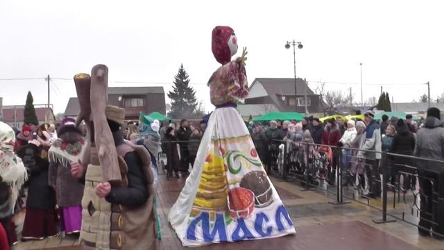 Супер (Масленица) 2019 в России! Парень на столбе и народные гуляния 09 марта! смотреть онлайн