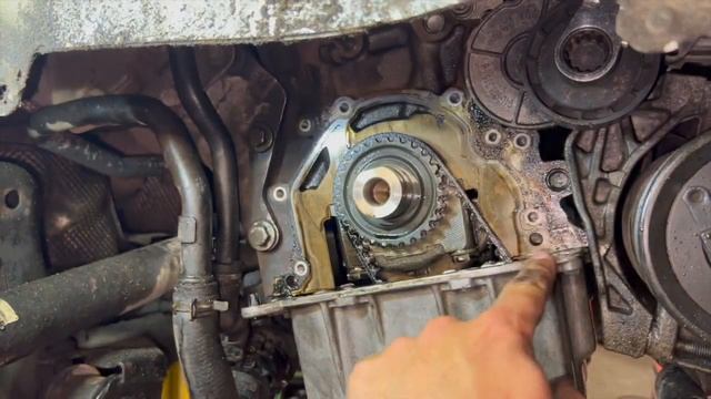 1.6 / 2.0 TDI Front Crankshaft Oil seal replacement - 2014 Skoda Octavia смотреть онлайн