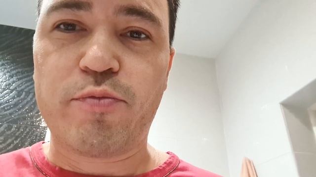 Philips One Blade против машинки для стрижки. Что лучше в качестве бритвы? смотреть онлайн