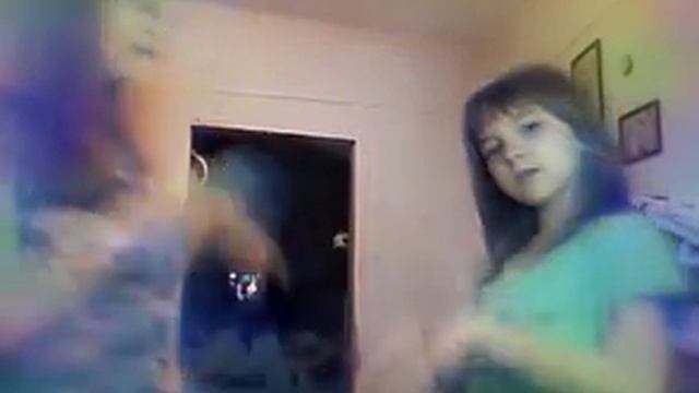 Мы с сестрой танцуем танец!!⚓⚓⚓ смотреть онлайн