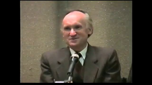 0002. Профессор Алексей Ильич Осипов - Об основах духовной жизни в Православии (ДК ЗИЛ, 1994.11.12) смотреть онлайн