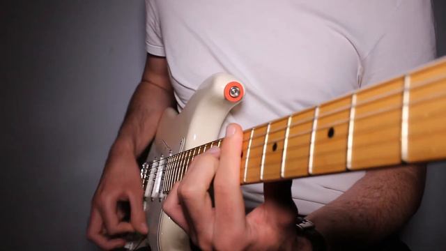 She's On My Mind - Cover with added guitar смотреть онлайн