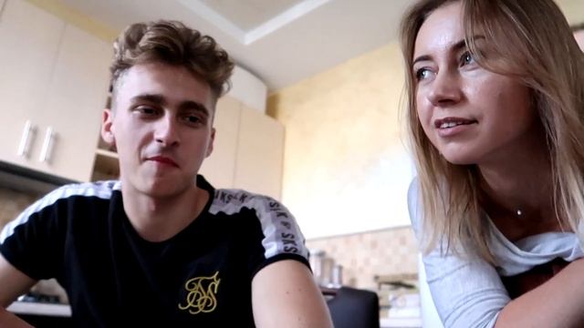 УВИДЕЛА МАШУ НА МОТОЦИКЛЕ - РАССТРОИЛАСЬ смотреть онлайн